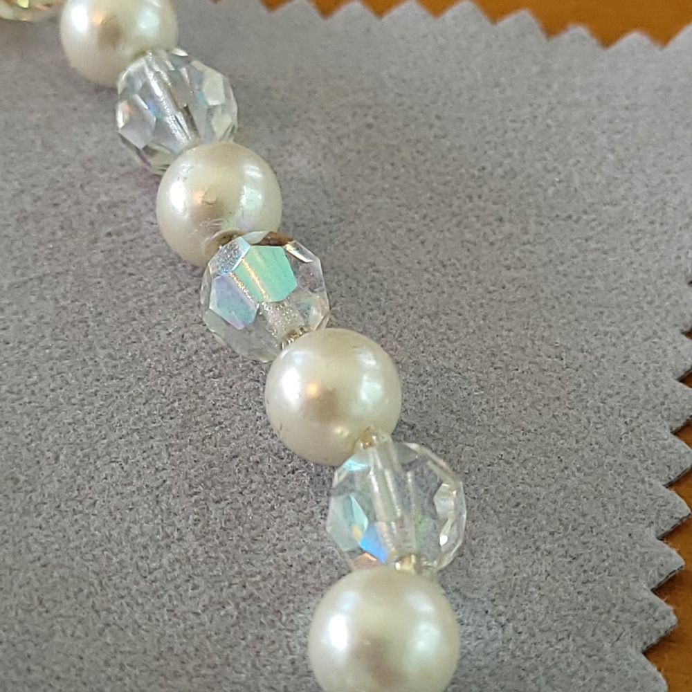 Vintage Faux Pearl Aurora Borealis Crystal Bead Bracelet 8in